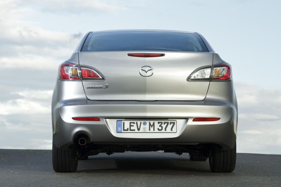  Mazda3 Sedan 2011 года  (фото 12 из 41)